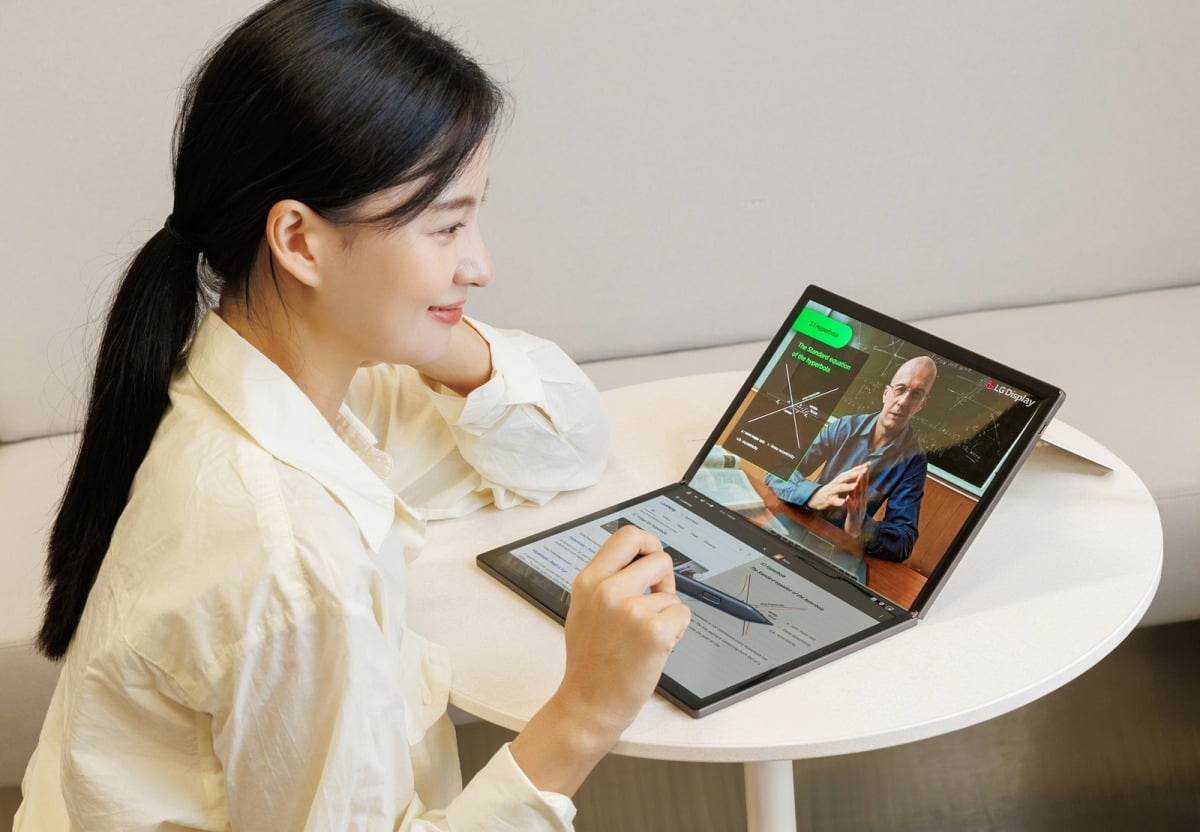 LG디스플레이, '17인치 폴더블 노트북용 OLED' 본격 양산