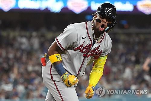 '호타준족' 아쿠냐 주니어, MLB 최초 '30홈런-60도루' 달성(종합)