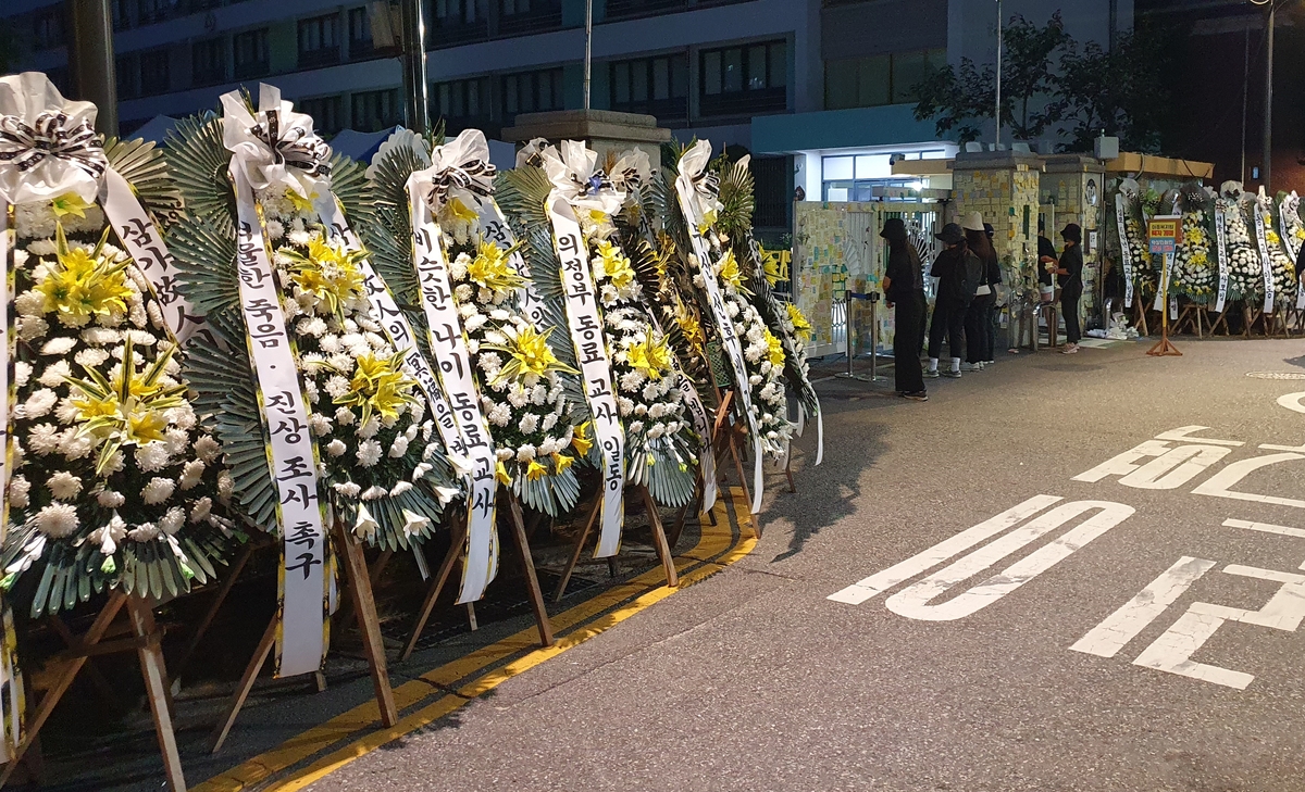 "또 동료 2명을 잃었다"…전국서 교사 20만명 국회 앞으로(종합)