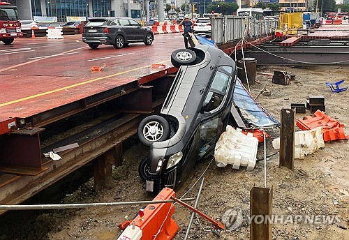 광주 지하철공사장 인근 잇단 차량·보행자 사고