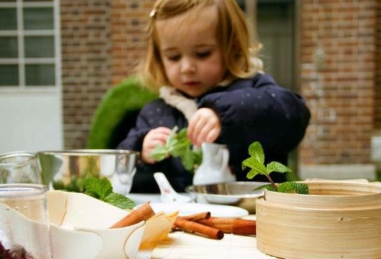 "아이가 설사해도 할당된 기저귀만"…도마 오른 佛민간 탁아소