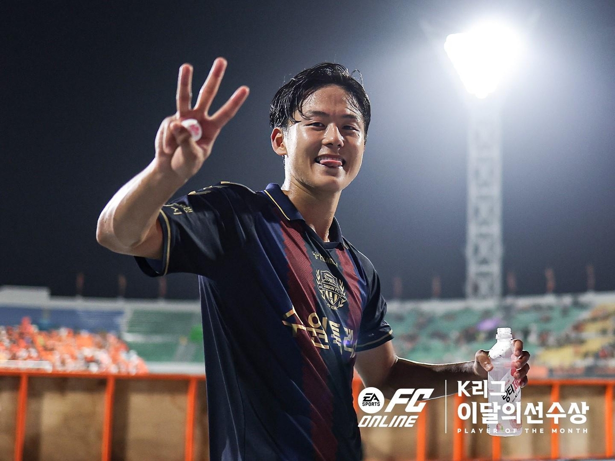 '3골' 이승우, K리그 8월의 선수…개인 통산 2번째 수상