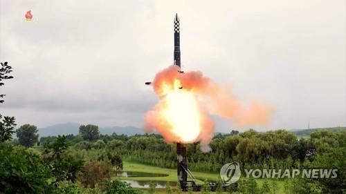 [美전문가진단] "北, 러 '악의 무기고'로…러, 北에 첨단 ICBM 기술 제공"