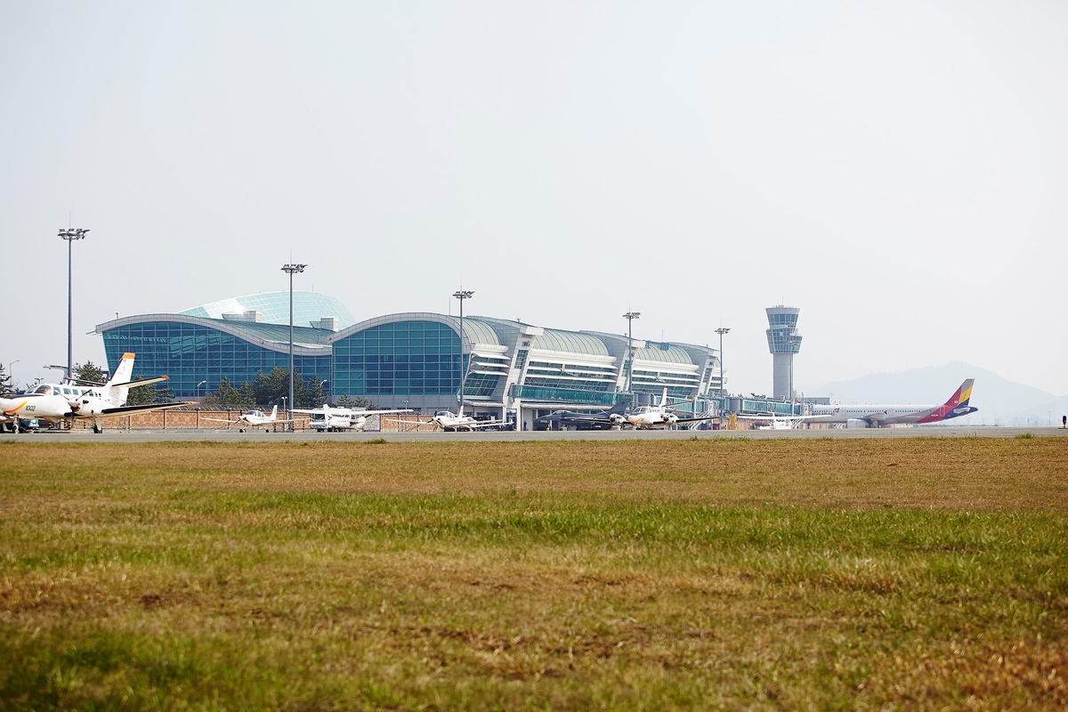 무안국제공항 활주로 연장 순항…2025년 완공