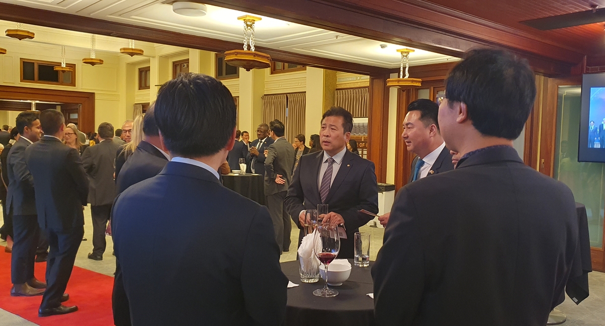 호주서 한국 개천절 기념행사…"참전용사 고귀한 희생에 감사"