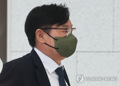 이재명 병원 실려간 날 구속영장…검찰 '증거인멸 우려' 방점