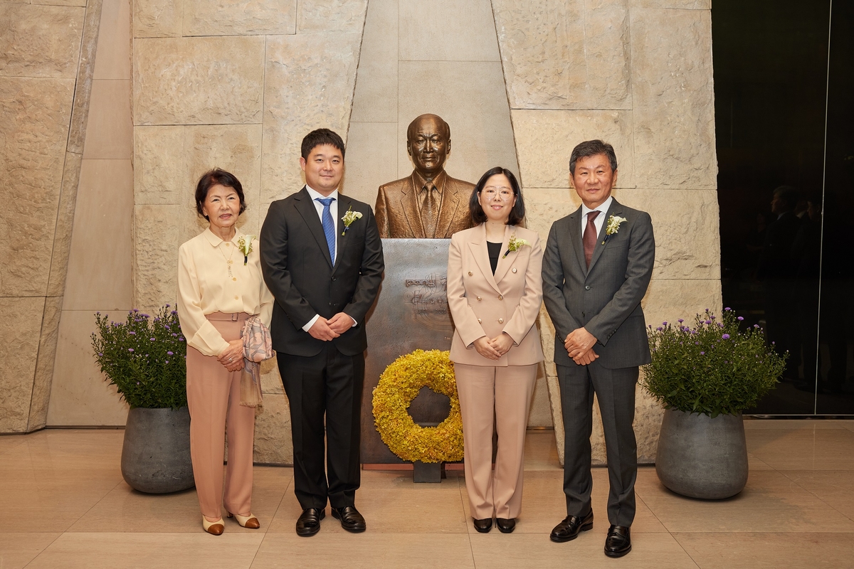 '혁신가' 백민경·윤효상 교수, 포니정 영리더상 수상