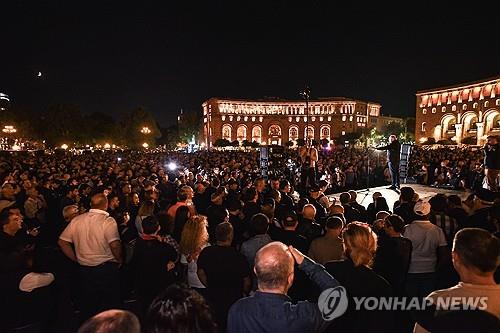 아제르 대통령, 휴전 합의에 "작전성공…佛 "합의 존중돼야"(종합)