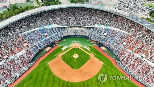 중상위 순위경쟁 뜨거운 KBO리그, 4년 만에 관중 700만명 돌파