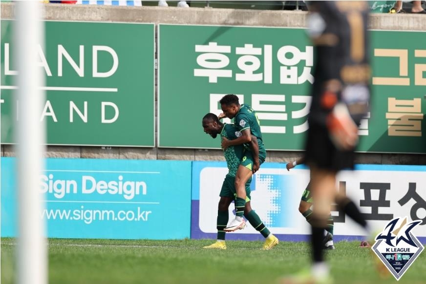 '루이스 15호 골' K리그2 김포, 충남아산에 1-0 승