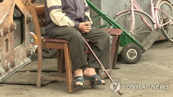 가난한 한국 노인…고령일수록 빈곤율 심각