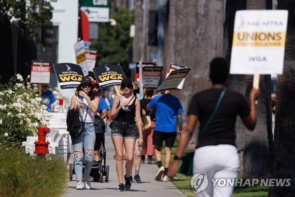 할리우드 파업 잠정합의…美 작가조합 "이례적 조치"