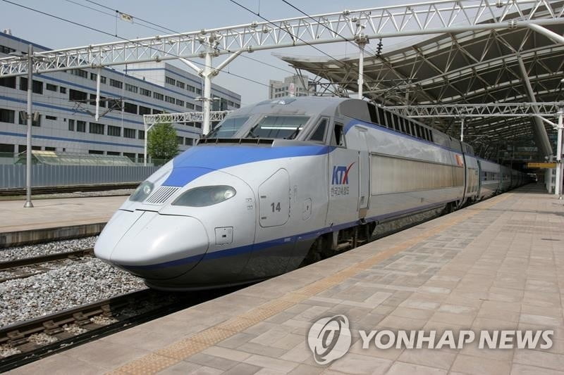 서울역 KTX 선로 떨어진 60대 사망