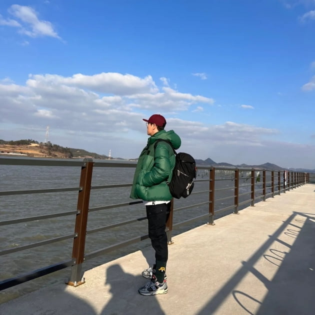 Young Tak went to the island with Boom and Song Jin-woo.