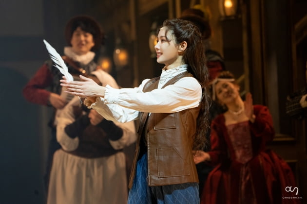 Kim Yu-jeong "'Shakespeare in Love', a work that made me happy"