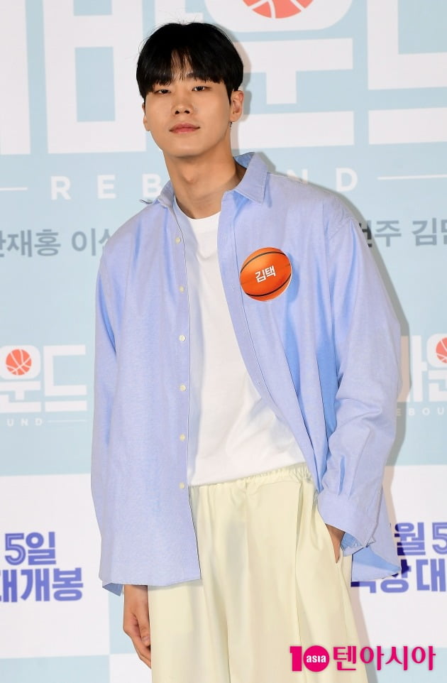 Jang Hang-Jun proves again that he can sell God-given honey with ‘Rebound’?