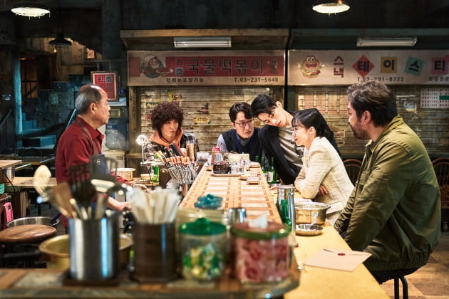 'Gil Bok-soon', will Jeon Do-yeon's action acting, which broke her body, work?