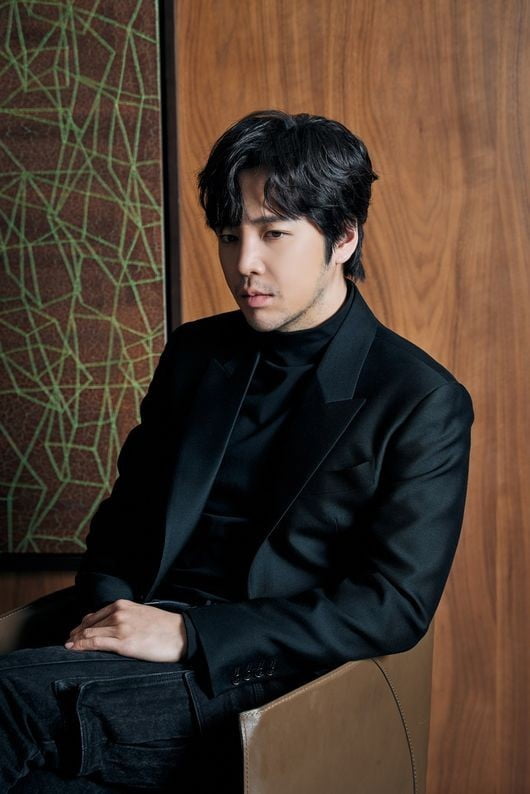 Jang Geun-suk “I cried a lot during my first acting class”