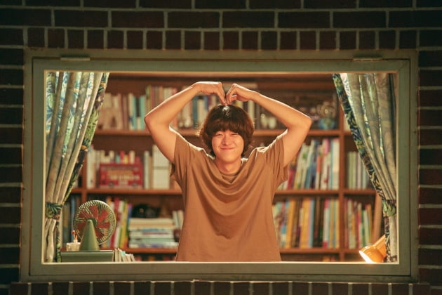 ‘Hopefully Lee Honey’ Gong Myung, clear-eyed madman