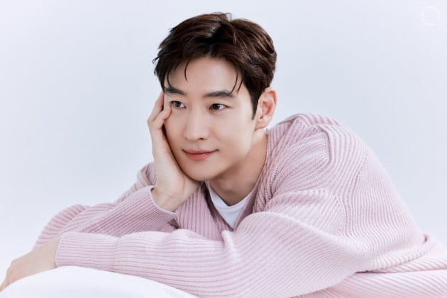 Lee Je-hoon "Namgoong Min, my suggestion for a special appearance in 'Model Taxi 2'"