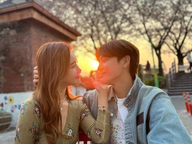 ‘Bride of May’ Lee Da-hae, Se7en’s face will be pierced