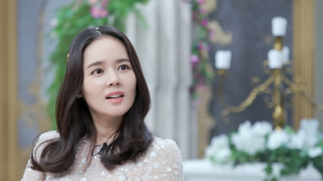 Han Ga-in, humbled by the appearance of ‘goddess’