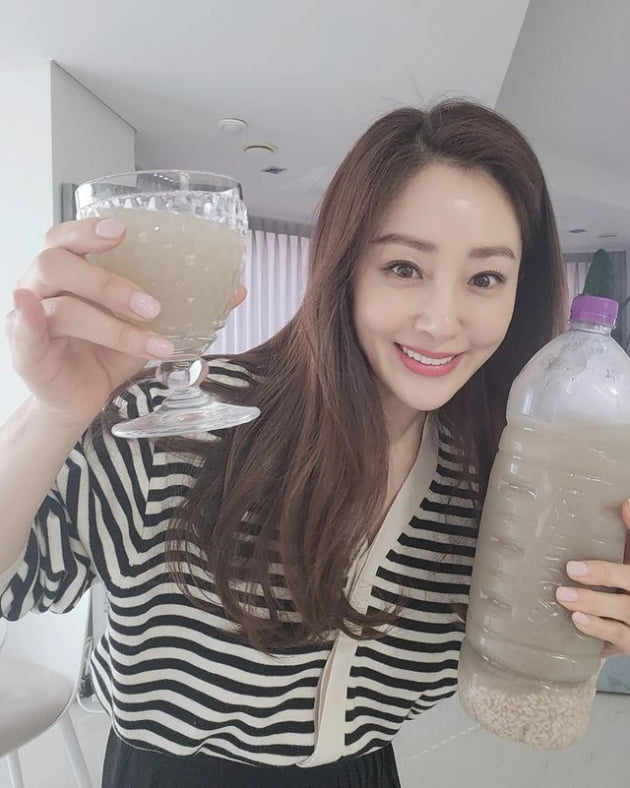 Oh Na-ra and Yeom Jeong-ah are ‘surprised’ by the taste of sikhye made by themselves
