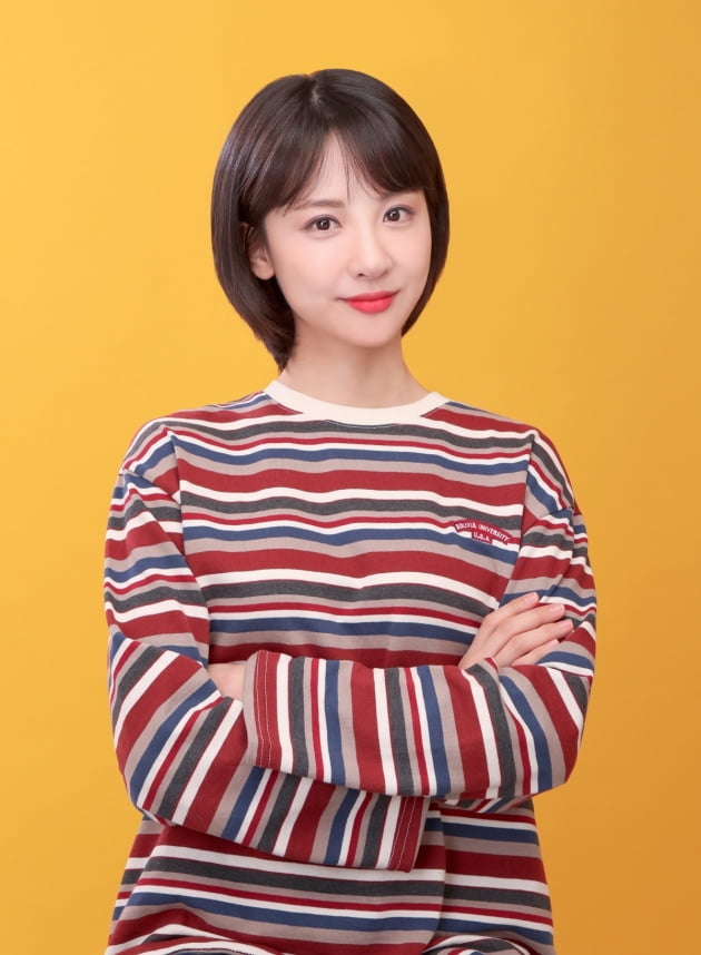 Minah Kim breaks up with CEO '9 years older than her'