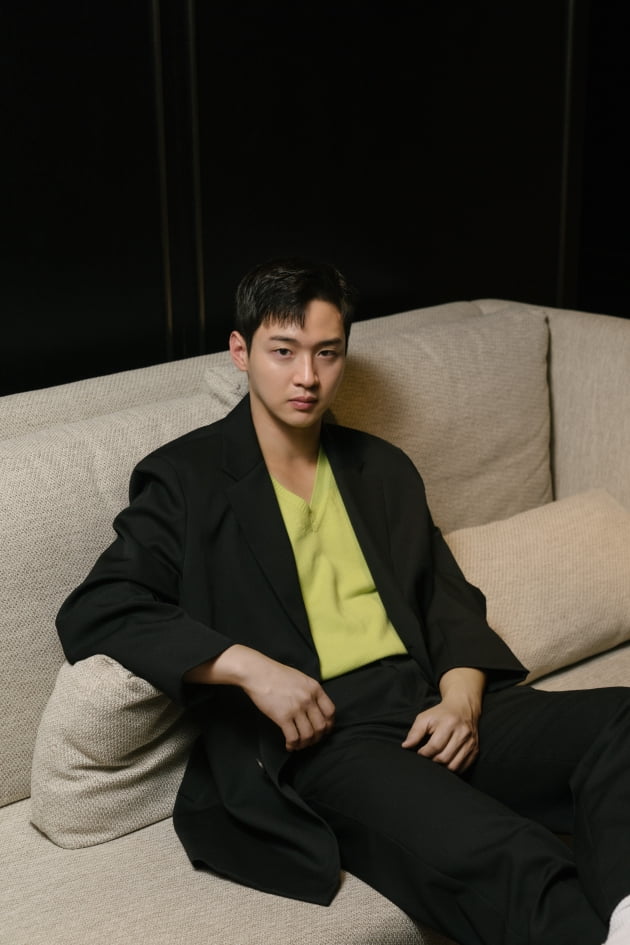 Jang Dong-yoon "A special 'oasis' to me"