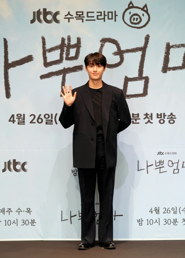 Lee Do-hyun “It’s completely different from ‘The Glory’”