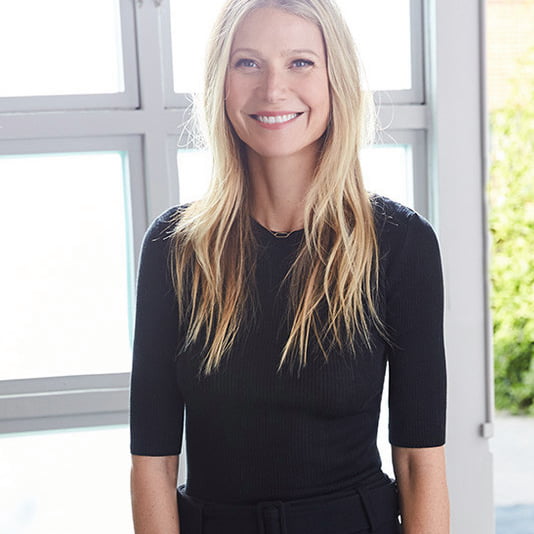 Gwyneth Paltrow "Brad Pitt is a good kisser, and we have good chemistry together"