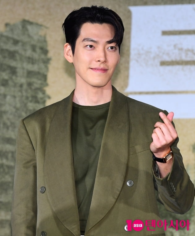 Kim Woo-bin, a ‘delivery driver’ different from ‘Mad Max’