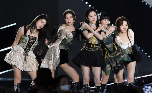 Red Velvet's Thailand concert ends indefinitely postponed