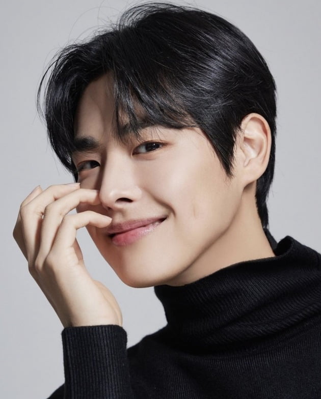 Victon Choi Byungchan exclusive contract with New Way Company