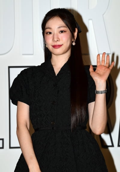 [TEN포토] 김연아 '우아한 블랙스완'