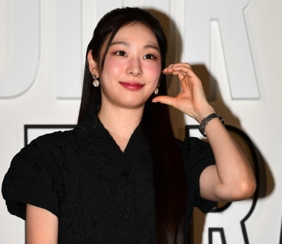 [TEN포토] 김연아 '피겨여왕의 볼하트'