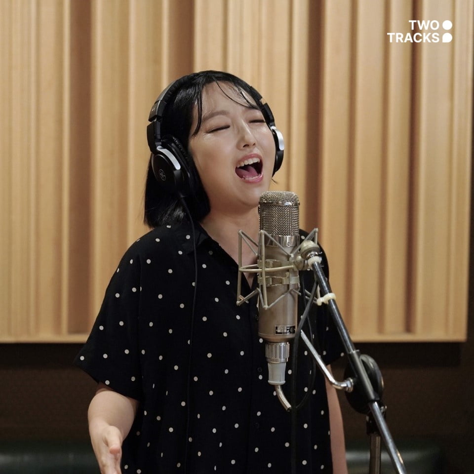 Jeong-in and Ha Hyun-sang participated in the 'Two Track Project', in which two singers release one song as two sound sources