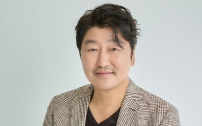 송강호, "내 장점은 잘 생기지 않은 얼굴…감독 도전? 다재다능 열정 없어" [인터뷰 종합]