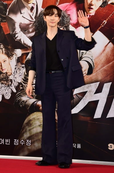 [TEN포토] 이준호 '손남신의 멋진인사'