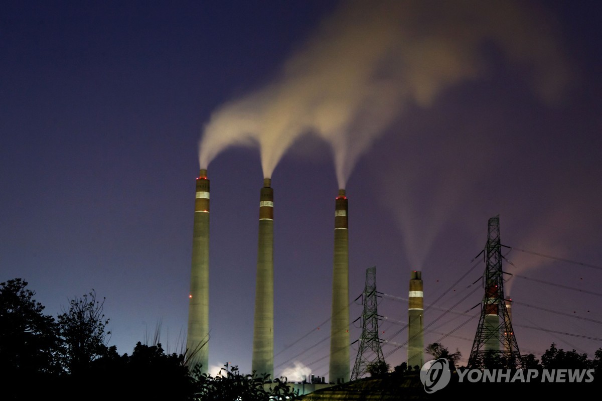 인니 "선진국, 석탄발전 감축지원 열의 없어…자금 조달 늦어"