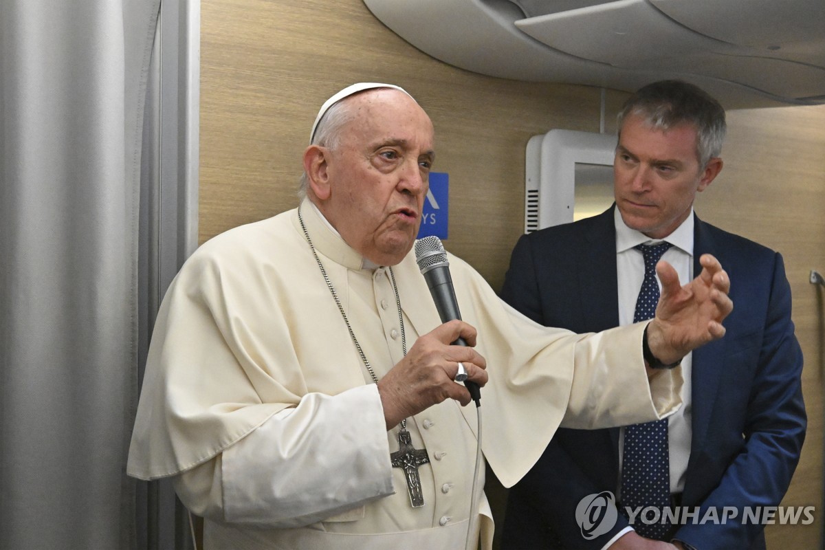 교황, 몽골 울란바토르 도착…역대 첫 방문