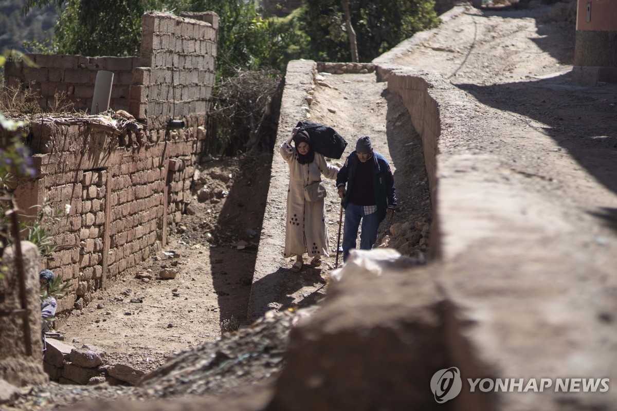 모로코 강진 사망자 1천명 넘어서…부상자 1천200여명