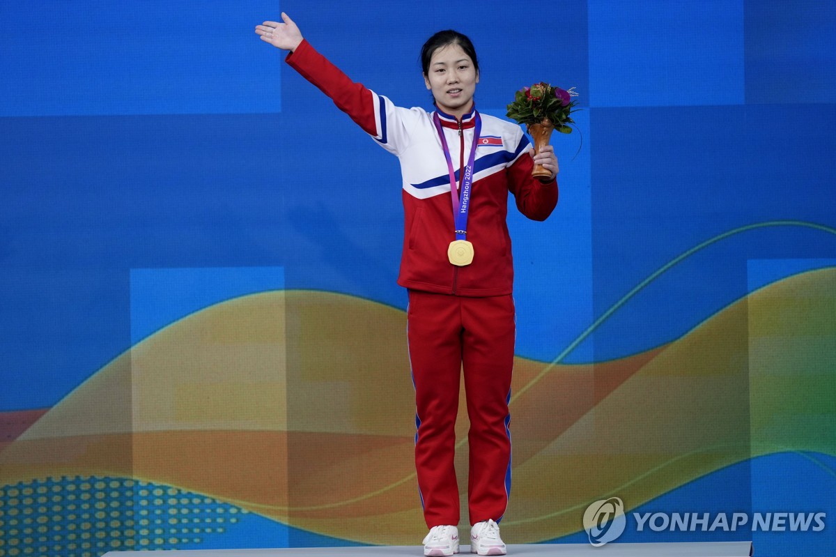 [아시안게임] 롤러 정병희 금메달…여자축구는 북한에 져 8강서 탈락