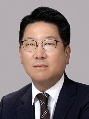 정지선 "내외부 협력"…현대百, 의류수선 플랫폼 사업화 검토