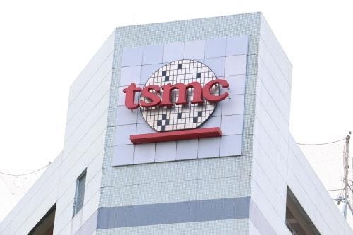 "대만 TSMC, 반도체 장비 납품 연기 요청…수요 불안"