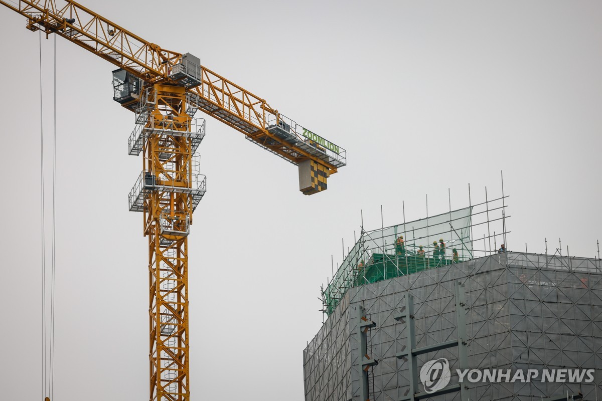 中 "지금도 앞으로도 디플레 없다…위안화·환율 전반적 안정"