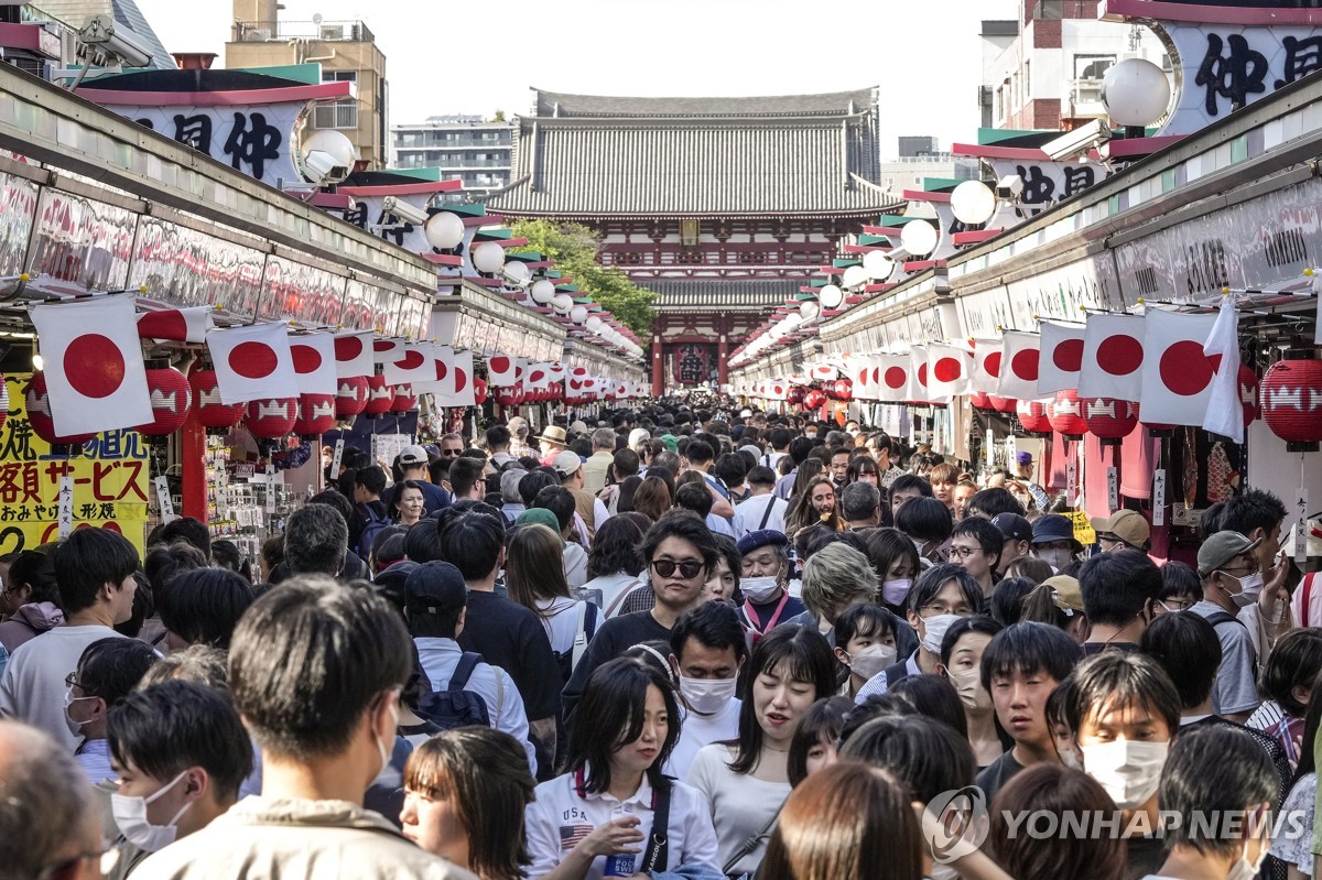 日정부 예산 요구액 '역대 최대' 1천36조원…"확정액 더 늘 듯"