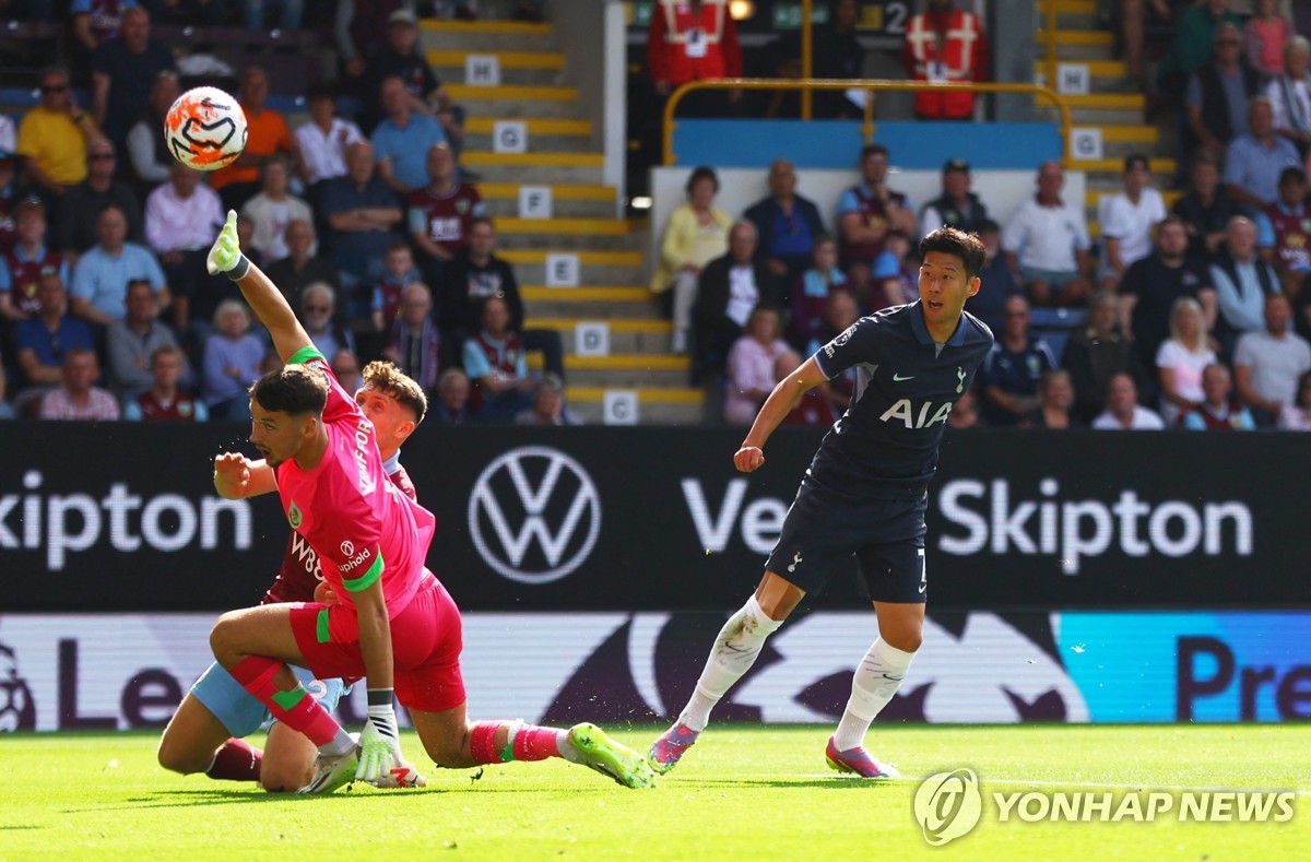 손흥민, EPL 개막 4경기 만에 득점포 가동 시작…해트트릭 폭발(종합2보)