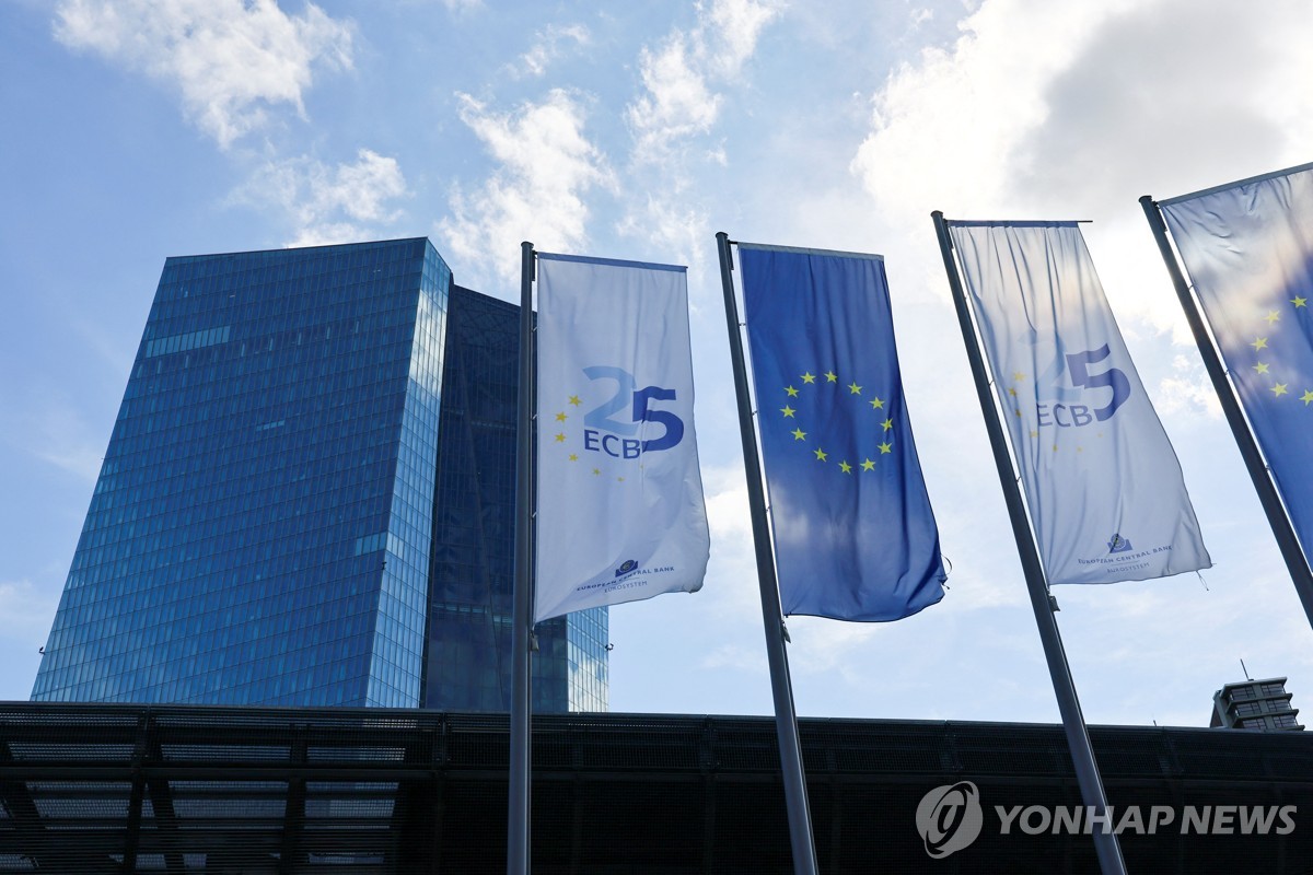 ECB, 기준금리 0.25%p 인상…라가르드 "지금 정점이라곤 못 해"(종합2보)