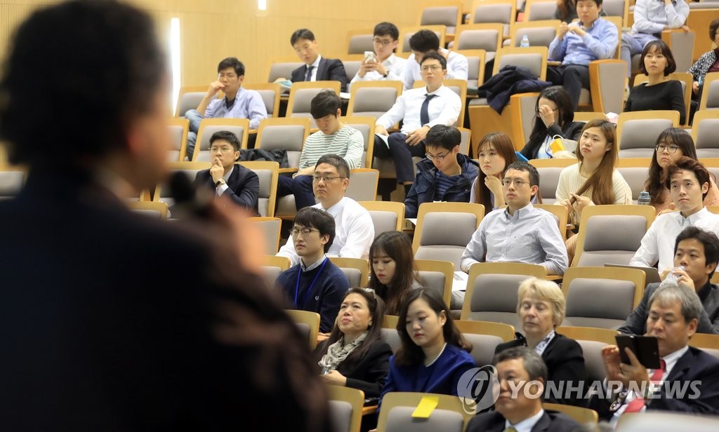 IMF·WBG 등 국제금융기구 채용 설명회…면접 신청 사전 접수